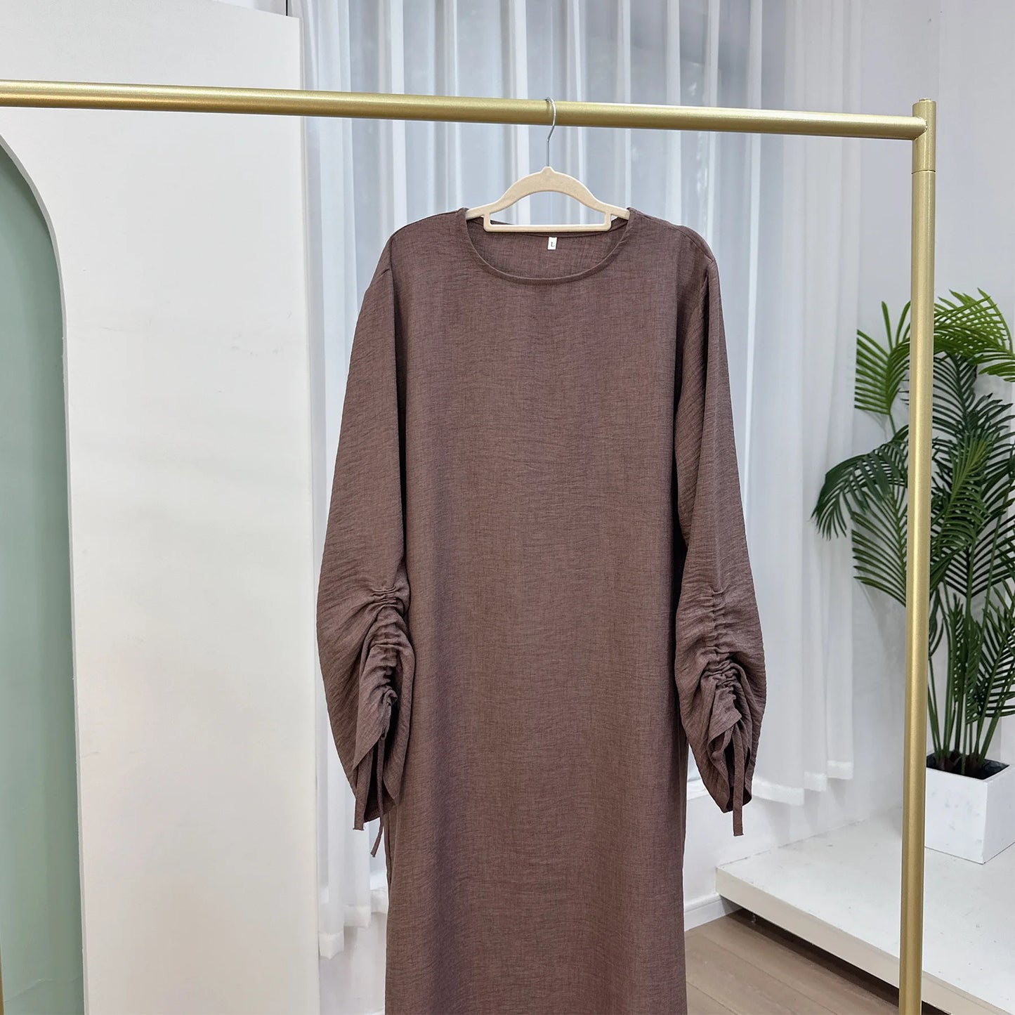 DAFNÍ Drawstring Sleeve Abaya