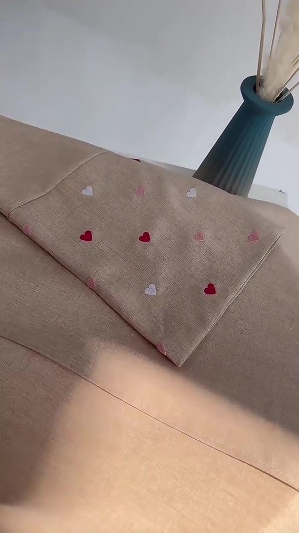 DAFNÍ Pink-Heart-Sleeve Open Abaya