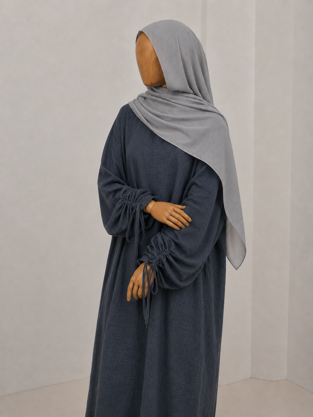 DAFNÍ Bow Abaya