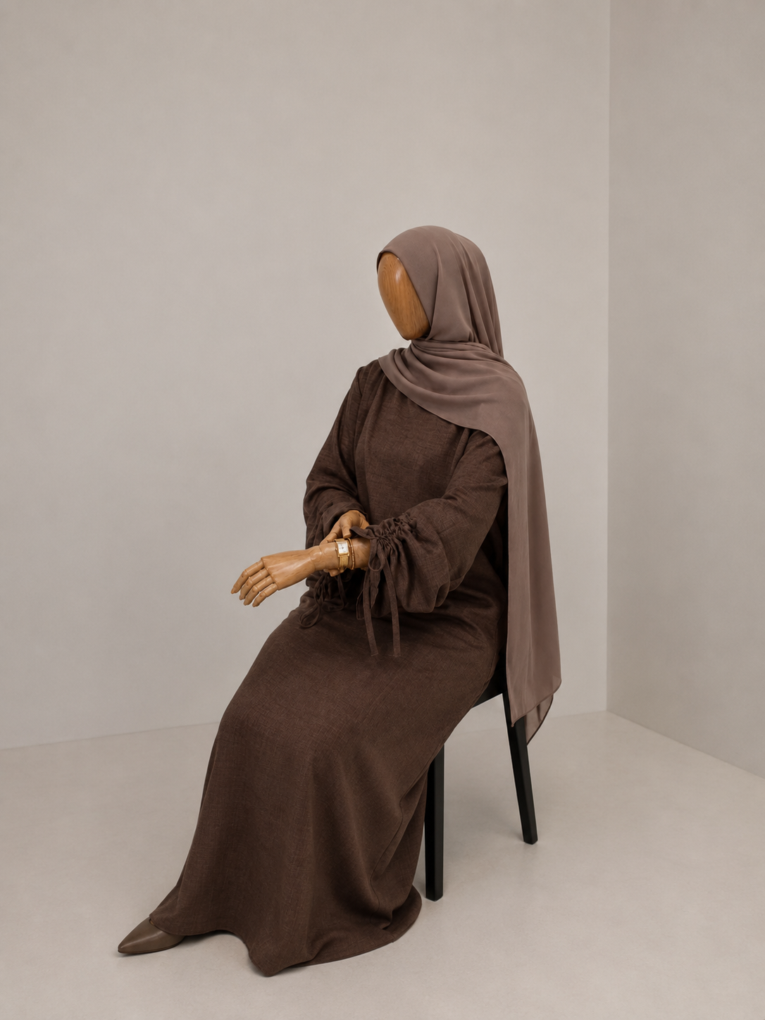DAFNÍ Bow Abaya