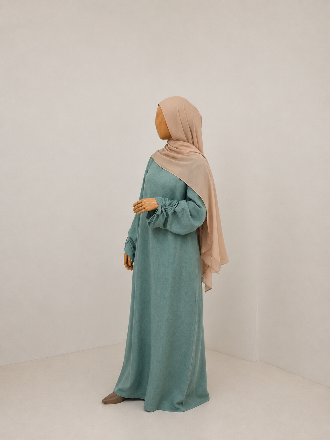DAFNÍ Bow Abaya